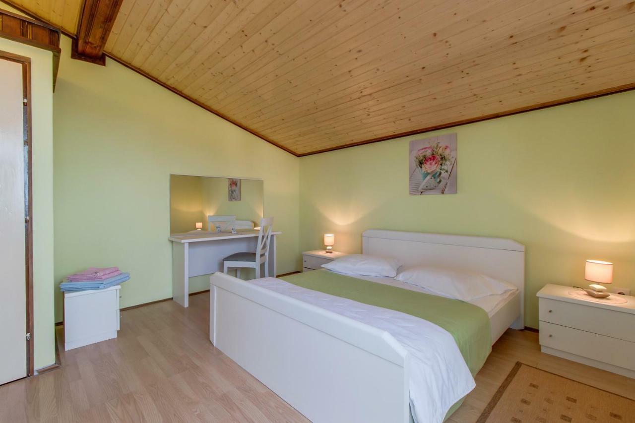 Apartment Malvina Mali Lošinj Zewnętrze zdjęcie